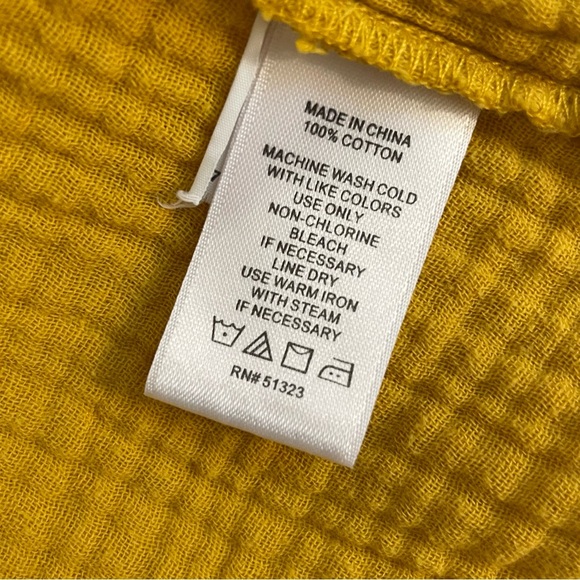 1 State Crinkly Cotton Button Down Shirt Tunic, Women Medium Mustard Yellow - Picture 7 of 8